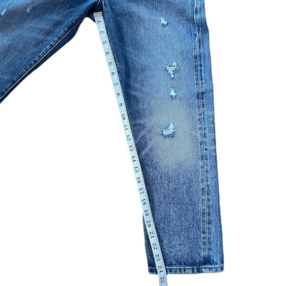 Levi's Wedgie Straight Jeans High Rise Medium Wash Before Dawn Distressed Sz 27 - Picture 12 of 15